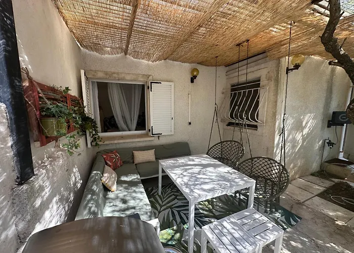 La Farniente Дом отдыха Ним