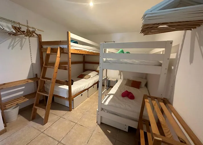 Дом отдыха La Farniente Ним